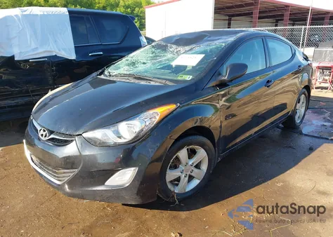 2013 Hyundai Elantra Gls z USA, uszkodzony, nr VIN KMHDH4AE8DU989736